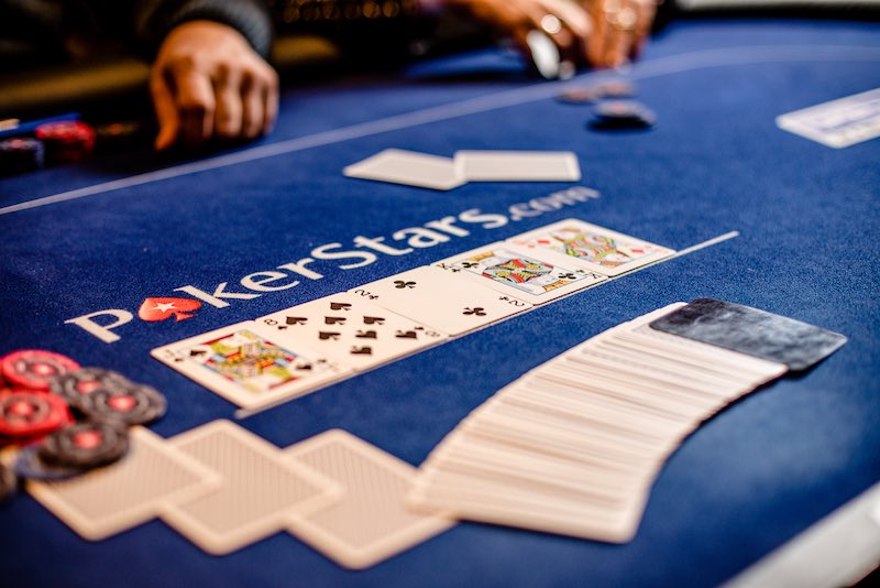 Play Poker at the Palace Casino
